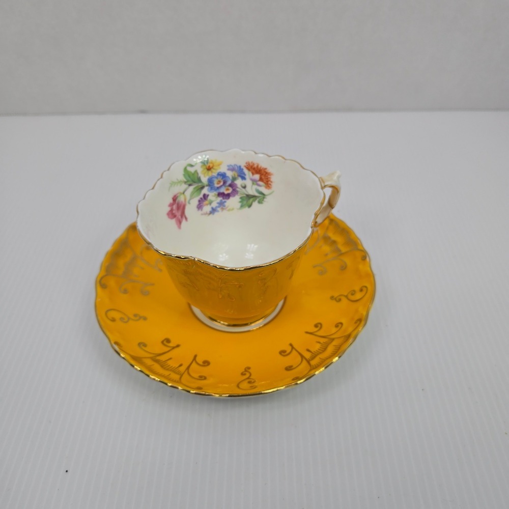 Aynsley Bone China Teacup Saucer Set Mustard Yellow Gold Floral England C346